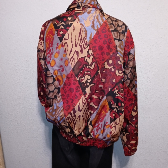 Windbreaker Jacket - Picture 3 of 4